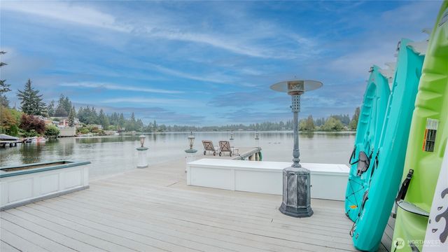 10007 Lake Steilacoom Drive SW, Lakewood, WA 98498