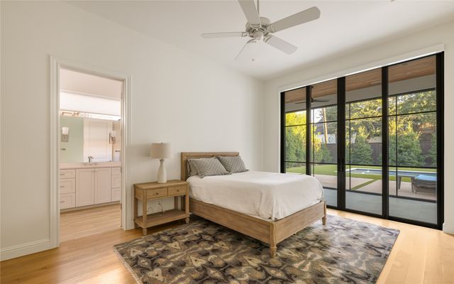 6438 Deloache Avenue, Dallas, TX 75225