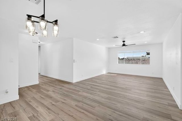 4284 Annie Oakley Drive, Las Vegas, NV 89121