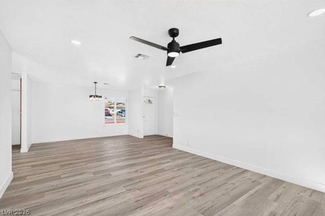 4284 Annie Oakley Drive, Las Vegas, NV 89121