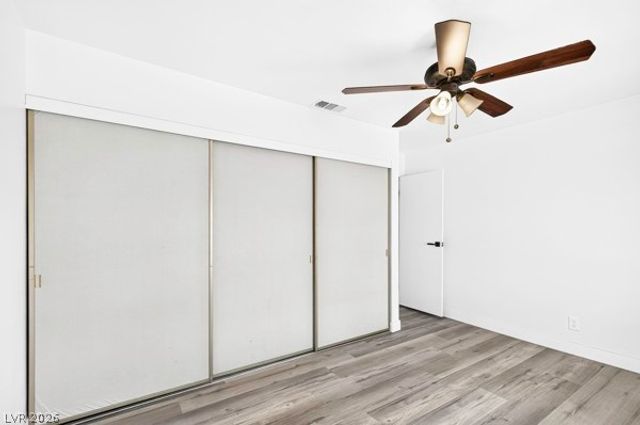 4284 Annie Oakley Drive, Las Vegas, NV 89121