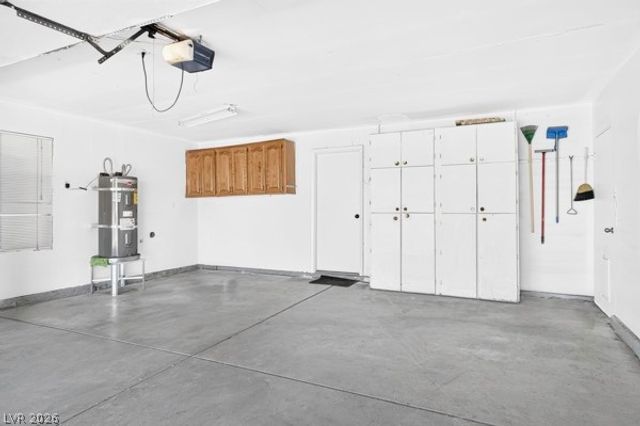 4284 Annie Oakley Drive, Las Vegas, NV 89121