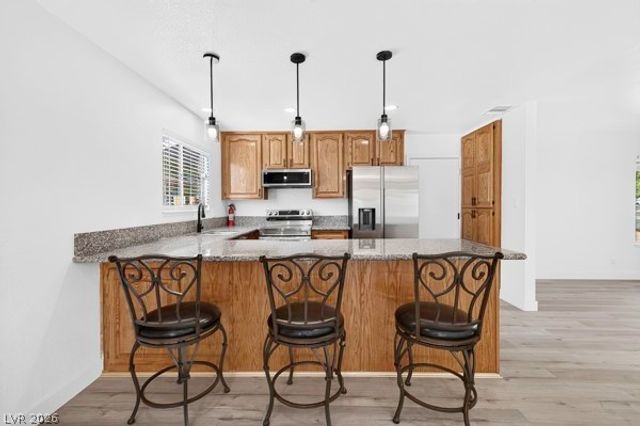 4284 Annie Oakley Drive, Las Vegas, NV 89121