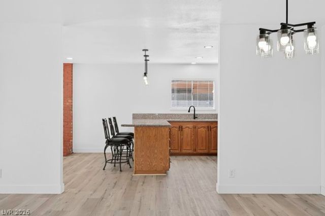 4284 Annie Oakley Drive, Las Vegas, NV 89121