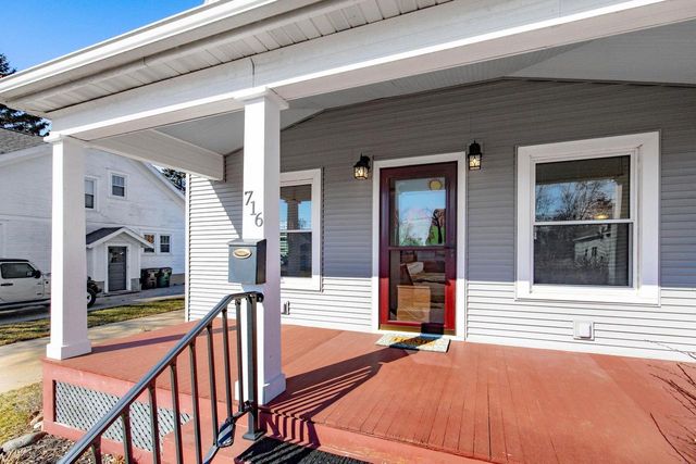 716 Charles Street, Fort Atkinson, WI 53538