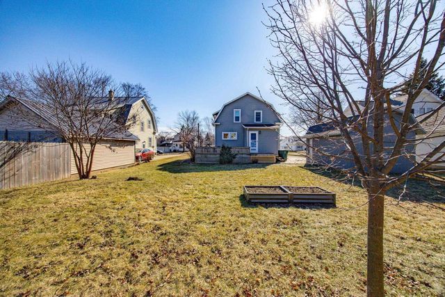 716 Charles Street, Fort Atkinson, WI 53538
