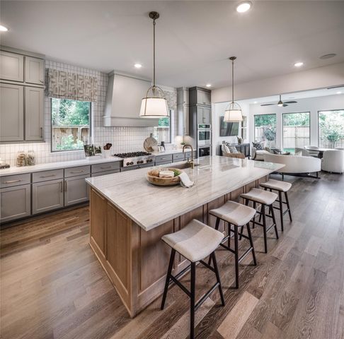 821 Stable Sands Way, League City, TX 77573