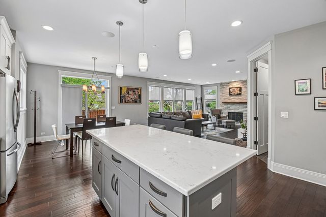 507 North Avenue, Barrington, IL 60010