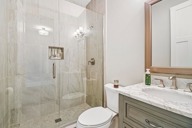 507 North Avenue, Barrington, IL 60010