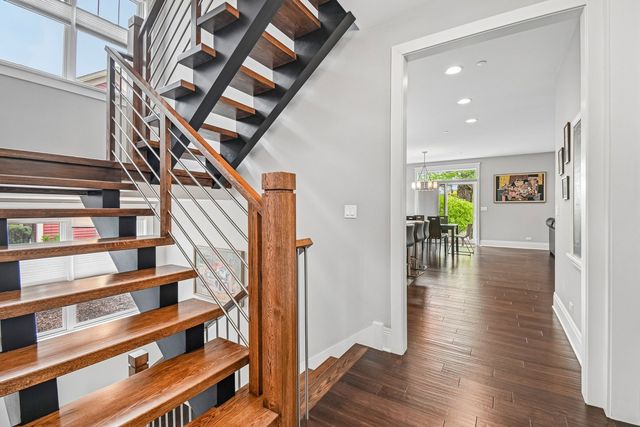 507 North Avenue, Barrington, IL 60010
