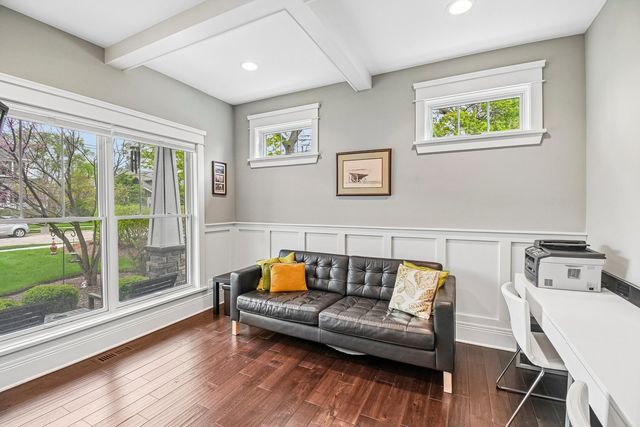 507 North Avenue, Barrington, IL 60010