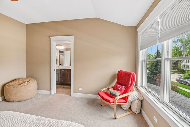 507 North Avenue, Barrington, IL 60010