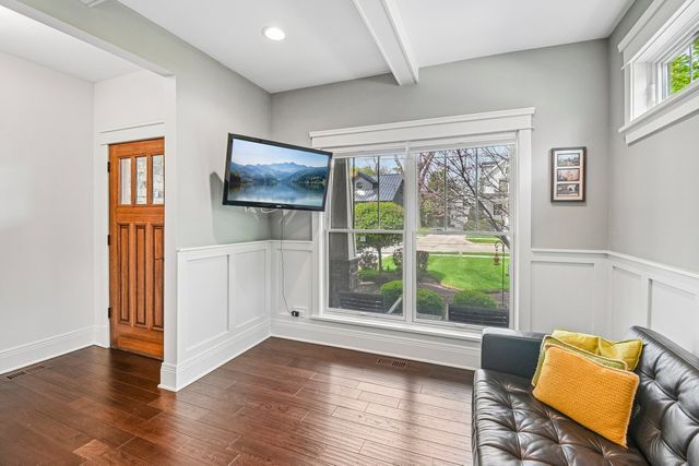 507 North Avenue, Barrington, IL 60010