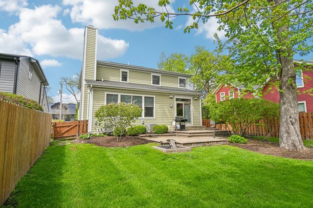 507 North Avenue, Barrington, IL 60010