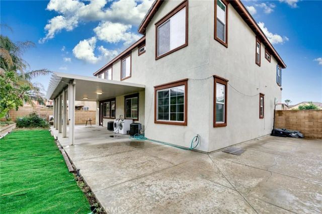 7251 Blue Crab Court, Eastvale, CA 92880