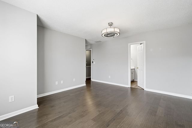 2347 Heritage Park Circle NW 18, Kennesaw, GA 30144