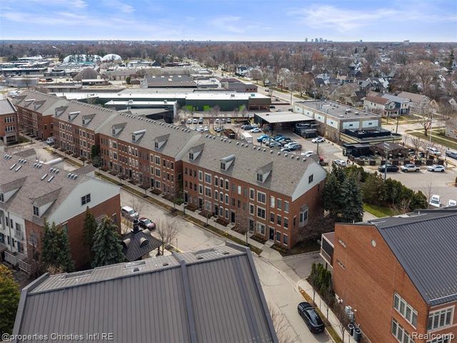512 Graten Street, Birmingham, MI 48009
