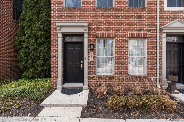 512 Graten Street, Birmingham, MI 48009