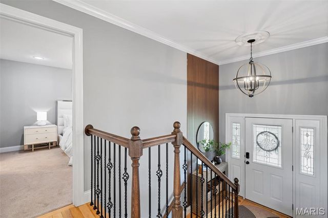 737 Hinder Drive, St Louis, MO 63125