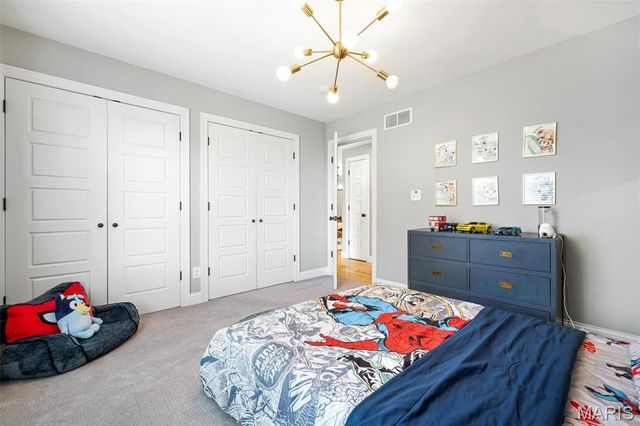 737 Hinder Drive, St Louis, MO 63125
