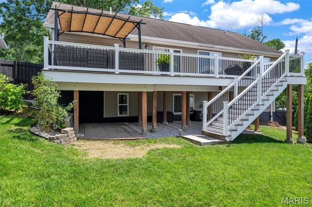 737 Hinder Drive, St Louis, MO 63125