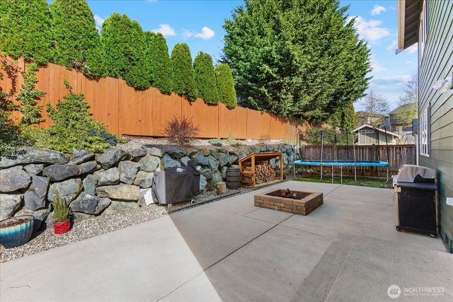 27708 Ridge Way, Stanwood, WA 98292