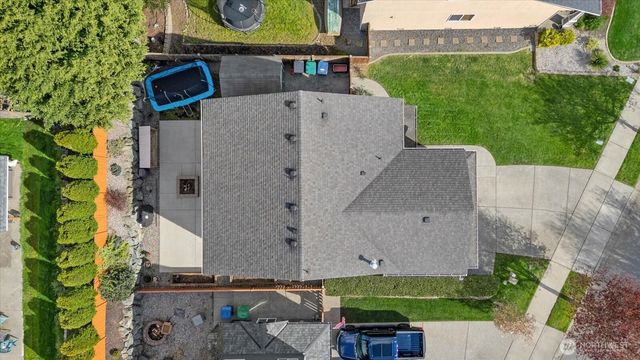 27708 Ridge Way, Stanwood, WA 98292