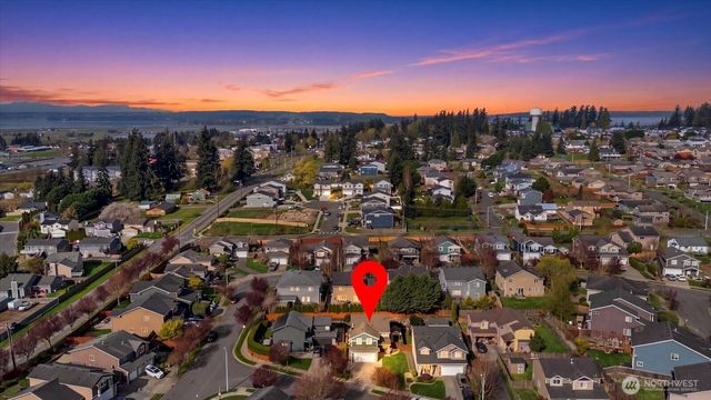 27708 Ridge Way, Stanwood, WA 98292