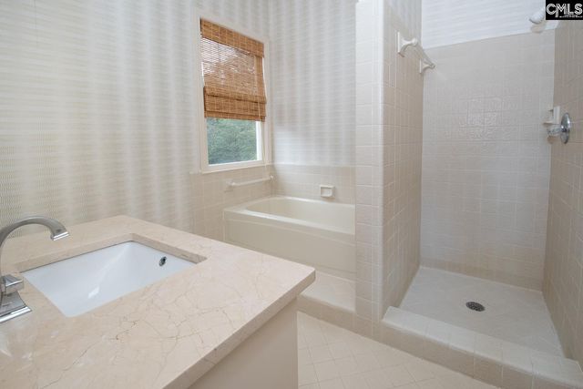 4 Legare Lane, Columbia, SC 29204