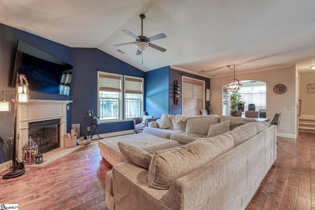 921 Benchmark Drive, Wellford, SC 29385