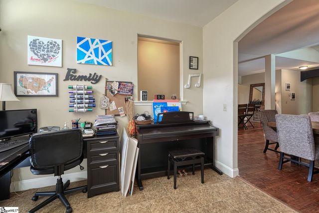 921 Benchmark Drive, Wellford, SC 29385