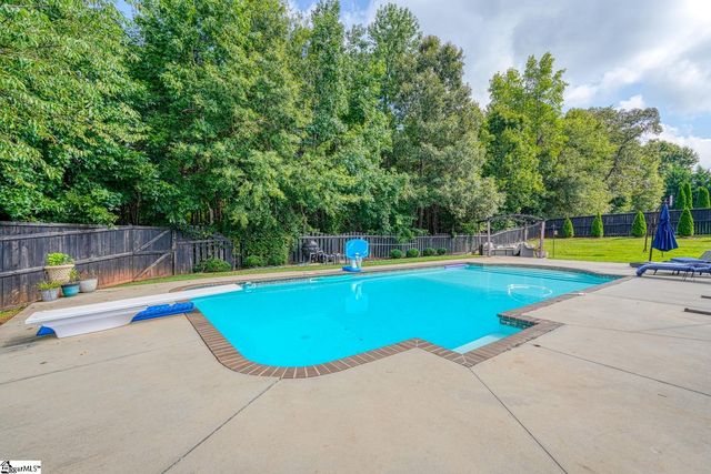 921 Benchmark Drive, Wellford, SC 29385
