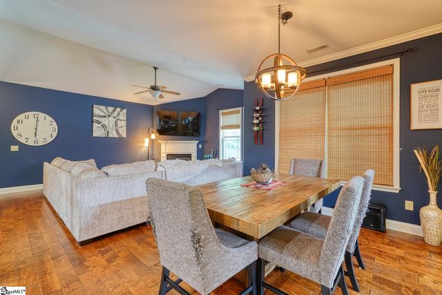 921 Benchmark Drive, Wellford, SC 29385