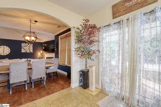 921 Benchmark Drive, Wellford, SC 29385