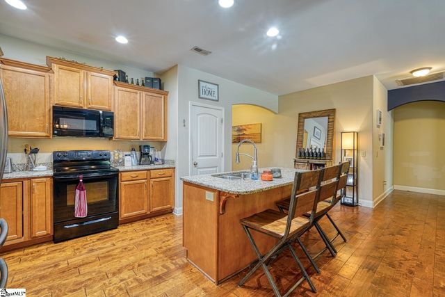 921 Benchmark Drive, Wellford, SC 29385