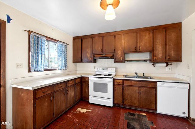 4332 Woodlawn Drive, Raleigh, NC 27616