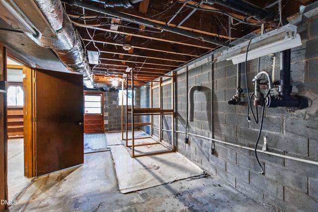 4332 Woodlawn Drive, Raleigh, NC 27616