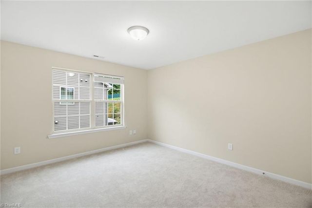 3681 Vestavia Drive, Kernersville, NC 27284