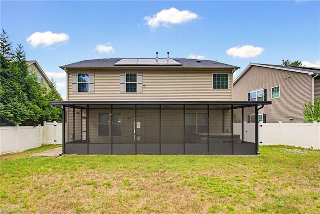 3681 Vestavia Drive, Kernersville, NC 27284