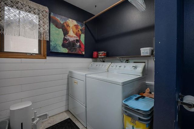 121 Stonehaven Drive, Sun Prairie, WI 53590