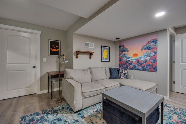 121 Stonehaven Drive, Sun Prairie, WI 53590