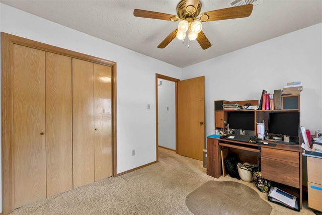 204 NE 48th St, Lawton, OK 73507