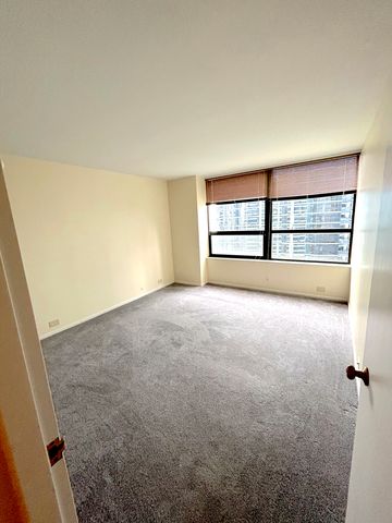 400 E Ohio Street 2504, Chicago, IL 60611