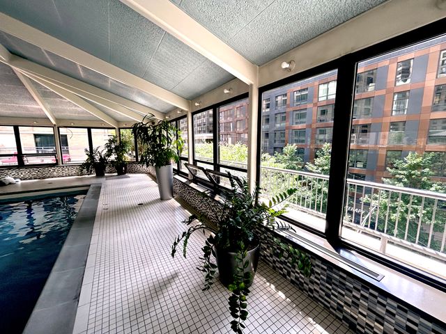 400 E Ohio Street 2504, Chicago, IL 60611