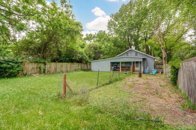 1656 North Hayes Avenue, Springfield, MO 65803
