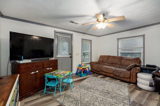 1656 North Hayes Avenue, Springfield, MO 65803