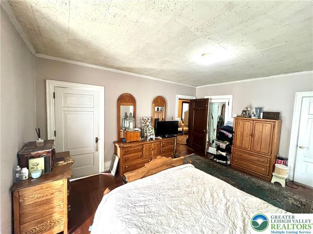 243 West Broad Street, Tamaqua Boro, PA 18252
