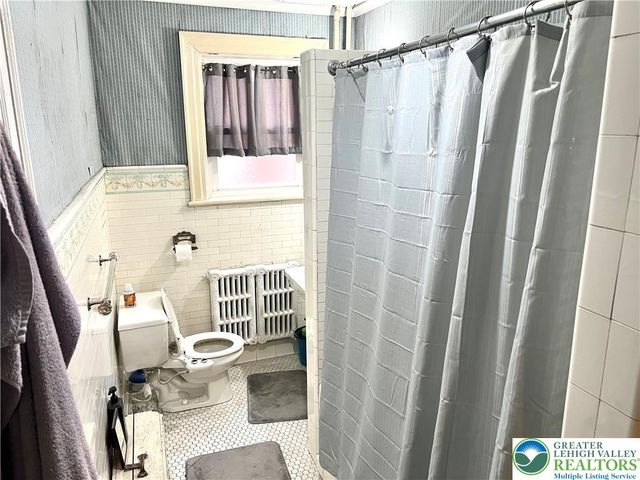 243 West Broad Street, Tamaqua Boro, PA 18252