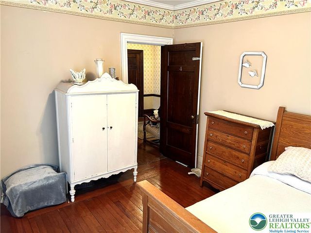 243 West Broad Street, Tamaqua Boro, PA 18252