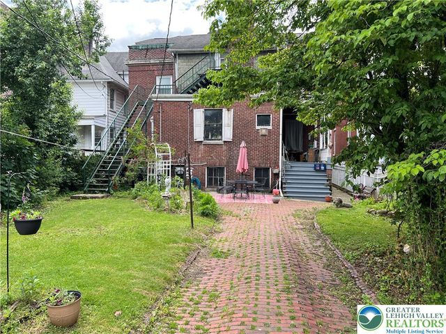 243 West Broad Street, Tamaqua Boro, PA 18252